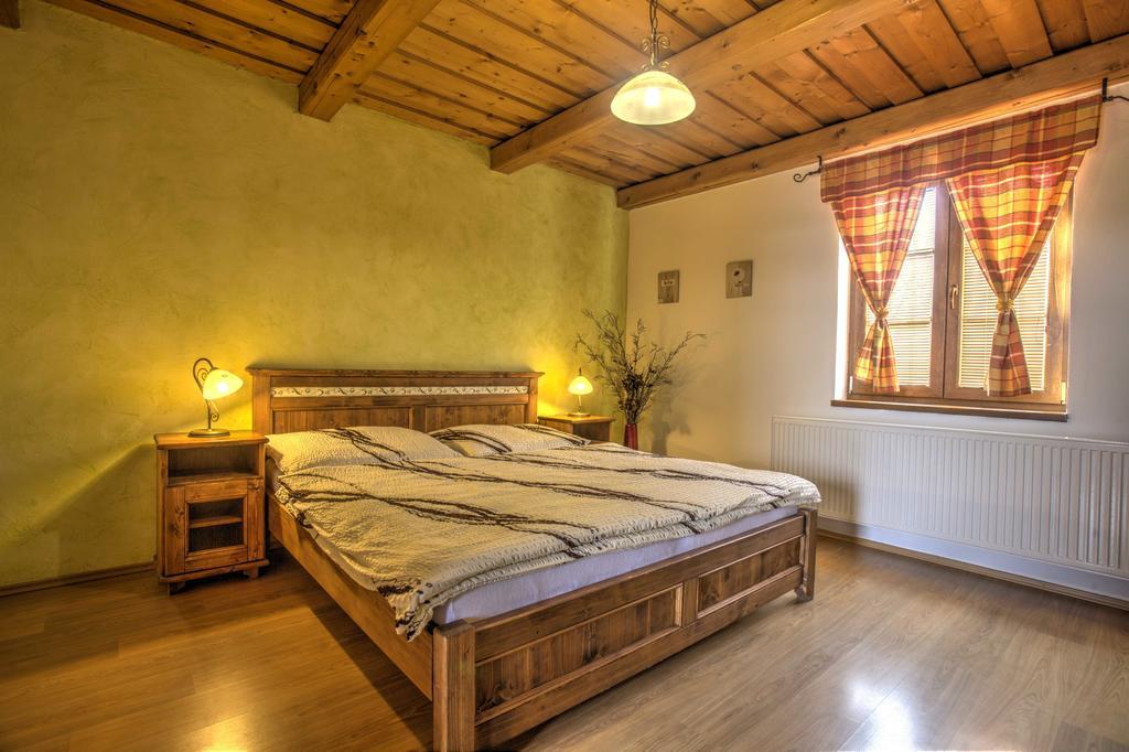 Penzion Grobsky Dvor Slovensky Grob Cameră foto